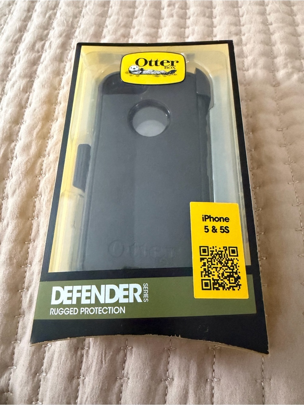 OtterBox Defender Series Case for iPhone 5 & 5S - Black